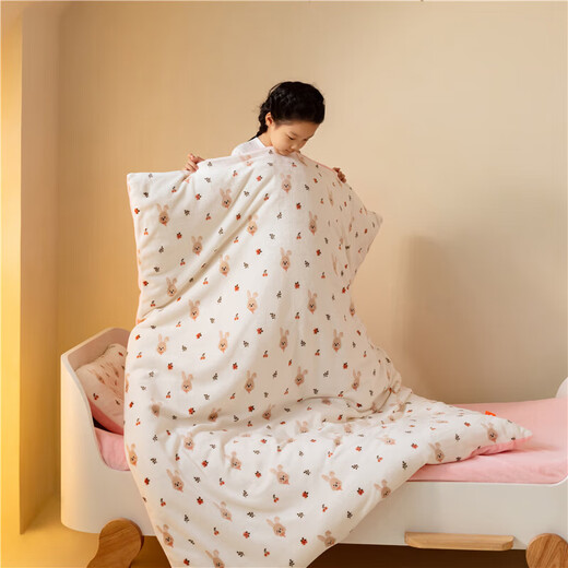 Yalu Class A milk velvet winter quilt thickened children's bed quilt kindergarten nap blanket quilt soy quilt core household removable and washable Sweet Rabbit Paradise Class A maternal and infant grade skin-friendly and can sleep naked 100x120 Velvet quilt cover + quilt core About 1.8Jin Jin equals 0.5kg