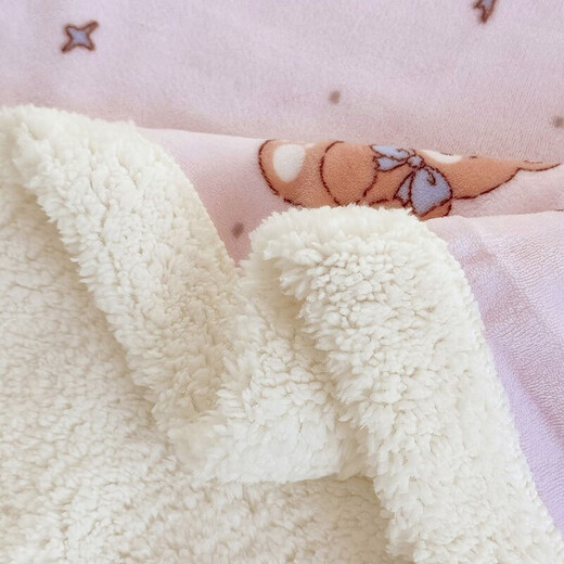 Fantasy A-type three-layer thickened plus plush blanket milk velvet office nap blanket kindergarten blanket autumn and winter blanket Huahuaxiong double-layer thickened high-gram weight milk velvet + lamb's velvet 150*200 single blanket A-type skin-friendly warm can be spread and covered