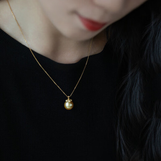 Junmin 2025 new seawater gold pearl pendant persimmon nearly round strong light single pearl pendant S925 silver frosted 10-11mm