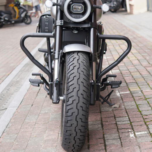 Zhuanying 26 years old QJ Qianjiang flash 600V2 guard bar original parts side bag rear backrest tail bag anti-scalding cover non-destructive installation mobile phone holder (U-shaped handlebar model)