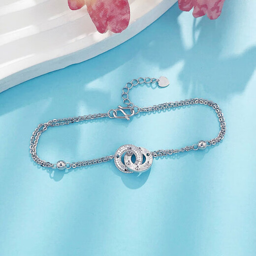 Lao Fengxiang platinum solid double-layer adjustable interlocking fish scale imitation diamond geometric double-ring bracelet platinum jewelry white gold approximately 4.82g