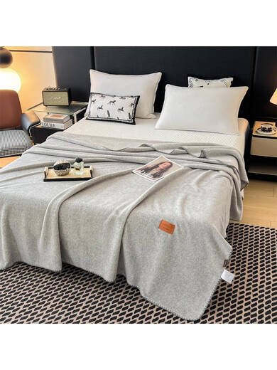 Fantasy Alpaca Velvet Blanket Solid Color Milk Velvet Air Conditioning Blanket Office Lunch Blanket Autumn Shawl Blanket Sofa Blanket Tea Paper Light Coffee Soft, Comfortable, Skin Friendly and Warm 200*230cm Double Cover Blanket