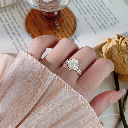 S999 sterling silver oval pearl twist ring for women ins style advanced open adjustable ring Valentine's Day gift s999 sterling silver oval pearl twist ring XYC263 transparent gift box + sterling silver certificate