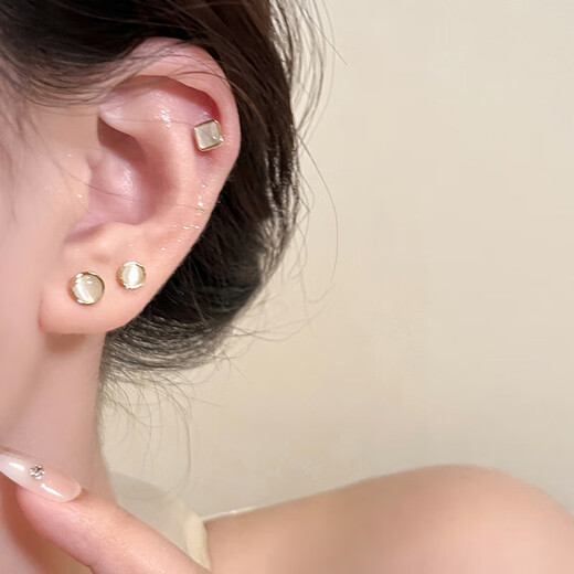 Six-piece set of cat's eye stud earrings for women, exquisite and compact for sleeping, no need to remove the pierced ear bone stud earrings as a birthday gift, gold compact cat's eye three-piece set, three pairs