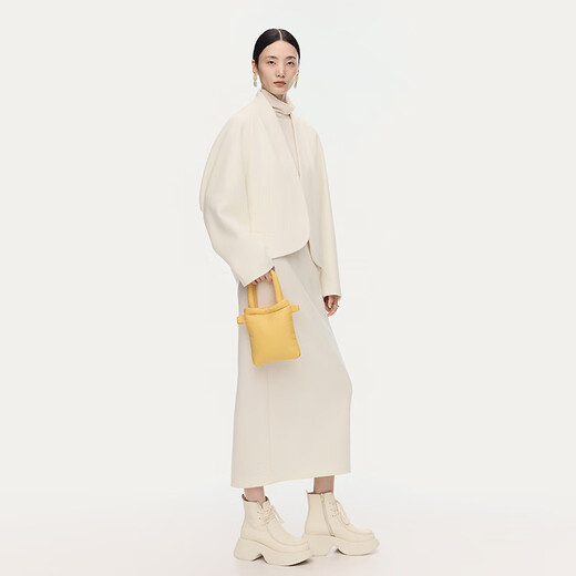 AUM Easy Suit 2025 Winter New Women's Clothing Temperament Wool Cotton Light Texture Knitted Jacket Trousers Half Skirt White Skirt S