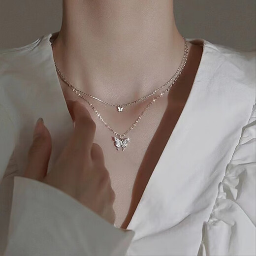 KISS CODE Double-layered Bow Necklace Women's Niche High-end Light Luxury Pendant Super Fairy Cold Style Clavicle Chain Necklace Versatile Accessories Double-layered Butterfly Necklace