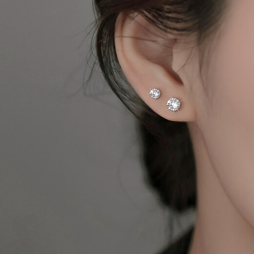 Xinshe 999 sterling silver earrings for women, pierced ears, non-allergenic ear bone nails, 2025 new pure silver mini earrings, no need to take them off when sleeping, 999 pure silver earrings-6mm