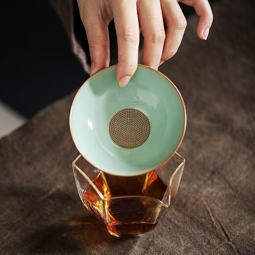 Ru kiln tea drain ceramic hole integrated tea filter tea set accessories ceramic tea separator tea filter tea god Ru kiln Qingyun tea drain