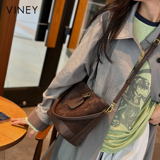 Viney cowhide bucket bag women's bag new crossbody bag high-end birthday gift for girlfriend and wife brown practical light luxury single shoulder large bag large capacity commuter fashion versatile casual handbag