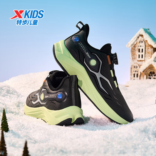 XTEP Children's Shoes Children's X Mecha-Rocket Shoes Knob Buckle Running Shoes Winter Plush Cotton Shoes Black/Jelly Green 33