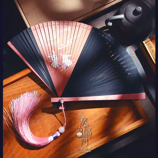 Yusenyi Chinese style all-bamboo fan dragon and phoenix original design carved hollow ancient style folding fan for women folding red and black small cheongsam Ye Weiyang craft fan