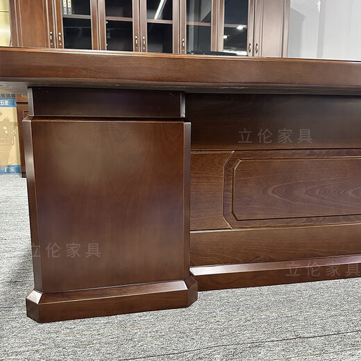 Lilun wood veneer boss desk high-end and elegant executive leader desk and chair combination office with solid wood veneer executive desk 2.4 meters desk + chair + 8 door bookcase