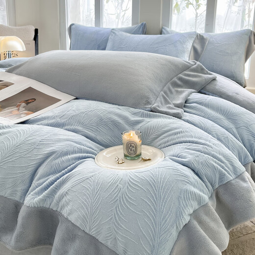 La Chapelle milk velvet four-piece set 2025 new winter thickened coral velvet quilt cover bed sheet three-piece set baby blue + star gray bed sheet style 1.5m four-piece set