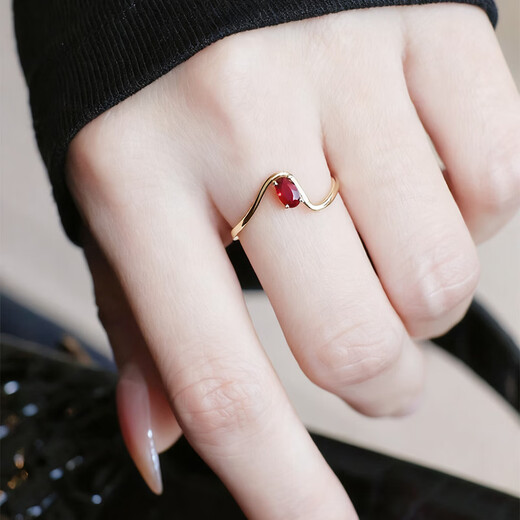 IDC cultured diamond 18K gold pigeon blood ruby ring rose gold wave light luxury twisted arm diamond ring as a gift for girlfriend 18k gold NGTC national inspection certificate 50 points