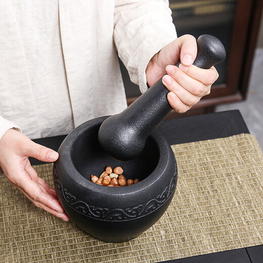 OUOETY natural black gold stone hand-carved old-fashioned stone mortar, garlic mortar, stone cup, garlic pounder, medicine jar, nest pounding bowl, pounder, black gold stone mortar outer diameter 20C/M, carved rattan flower pattern