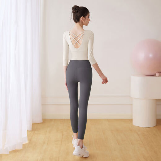 Fanxing Yiyi yoga clothing top for women 2024 new style mid-sleeves with chest pads autumn and winter long-sleeved Pilates training suit set milky white three-quarter sleeves + dark gray nine-quarter pants S S