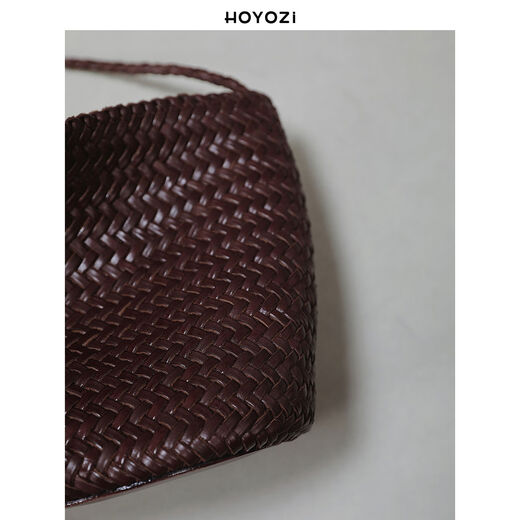 HOYOZI first-layer cowhide hand-woven bag women's summer shoulder crossbody bucket bag coffee color pre-sale first-order first-layer cowhide, purely hand-woven