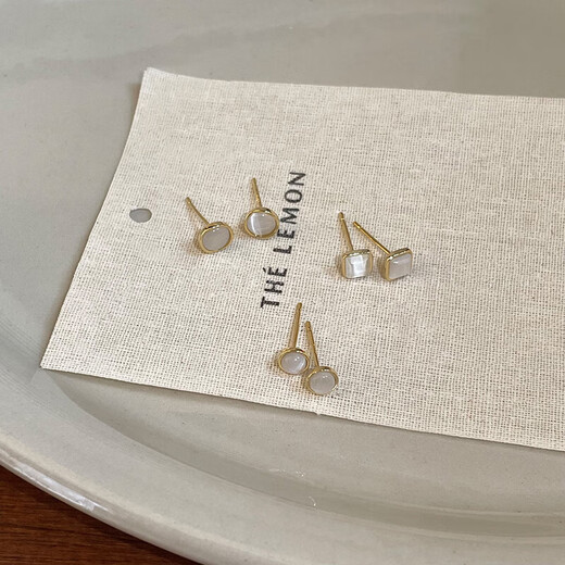 Six-piece set of cat's eye stud earrings for women, exquisite and compact for sleeping, no need to remove the pierced ear bone stud earrings as a birthday gift, gold compact cat's eye three-piece set, three pairs