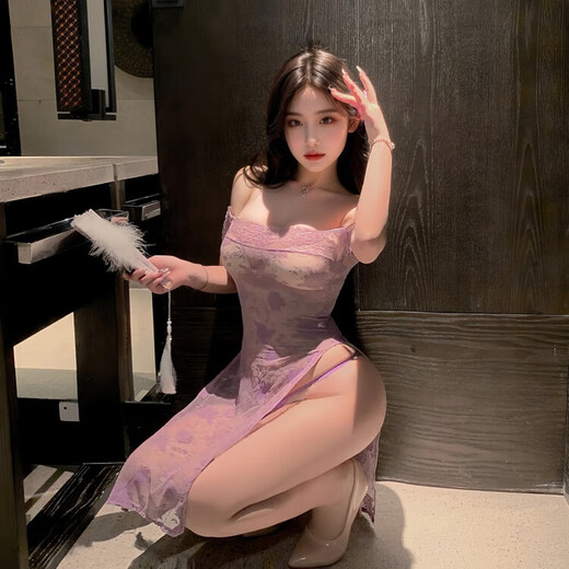 Universal sexy pajamas for female couples, stimulating cheongsam uniform, tempting tight-fitting pure desire hip-covering skirt, robe, bed help corner, pink rhyme cheongsam + purple butterfly open jumpsuit (comes with stockings)