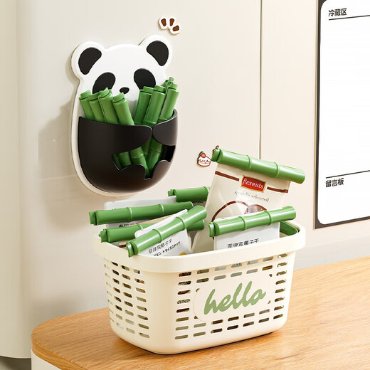 Small panda sealing clip refrigerator magnetic sticker wall hanging two-choice clip bag snacks moisture-proof insurance cute sealing clip magnetic style