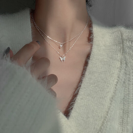 KISS CODE Double-layered Bow Necklace Women's Niche High-end Light Luxury Pendant Super Fairy Cold Style Clavicle Chain Necklace Versatile Accessories Double-layered Butterfly Necklace