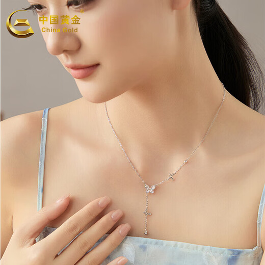 China Gold (CHINA GOLD) Platinum Necklace pt950 Light Luxury Sparkling Butterfly Set Chain Women's New Birthday and Valentine's Day Gift for Best Friend and Wife About 5g Crushed Ice Sparkling Butterfly Platinum Necklace