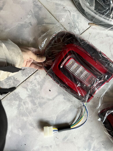 Yusen Yientu T9 electric four-wheel vehicle headlight taillight center grid glass machine cover bright strip front bumper S7 full vehicle accessories assembly rear bumper light