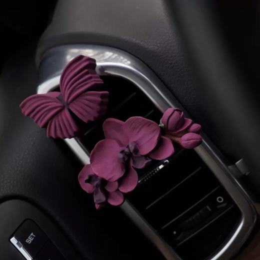 Yusenyi Car Aromatherapy Car Air Conditioner Air Vent Phalaenopsis Aromatherapy Butterfly Light Fragrance High-end Decoration New Car Gift Purple Phalaenopsis-Butterfly Default Blue Wind Chime Other flavors can be noted 1g