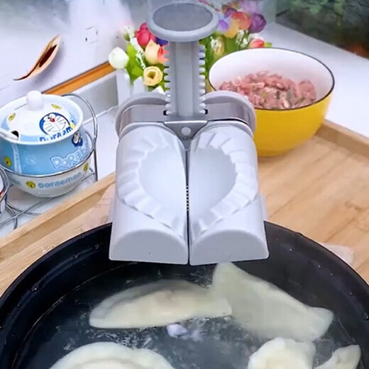 The shopkeeper presses the manual fully automatic dumpling double-head artifact for household lazy people's new small machine dumpling machine mold 2 packs affordable pack