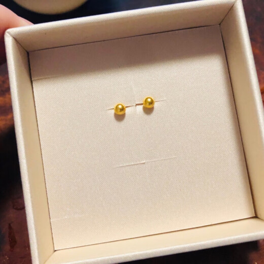 Pumanzhuji is highly practical, retro, compact, 18K gold gold bean gold ball for daily commuting, ear piercing, gold-covered, anti-allergic and versatile, a pair of 3MM bean earrings, titanium anti-allergenic