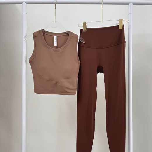 Professional yoga clothing set for women, fitness pants for running, shock-proof sports underwear, yoga pants, Pilates training clothes for women, Verbena Purple Fixed Cup Sports Vest + Verbena Purple Yoga Pants, M size suitable for weight 100-110 Jin Jin equals 0.5 kg