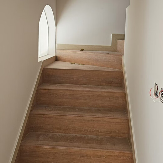 Jiuyi repair staircase renovation/customized partial decoration/installation of handrails and step bricks for apartment flats Reservation fee