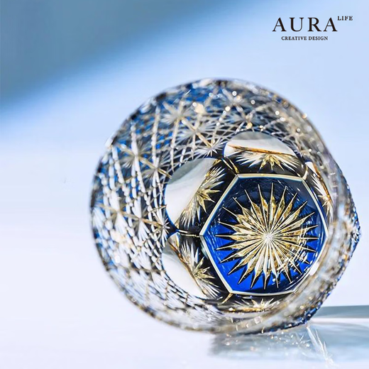 AURA LIFE Edo Kiriko Blue Daisy Crystal Glass High-end Hand-carved Whiskey Cup and Wine Gift Cup Big Blue Daisy Popular Style on the Internet Gift Box 320ml 1 piece