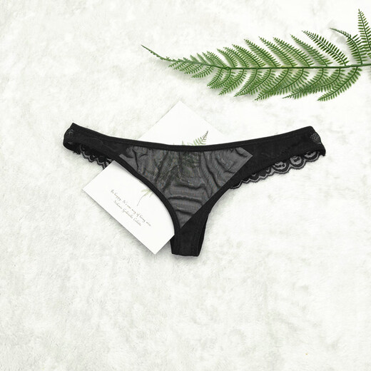 Universal men's mood underwear, sexy style, new style, trendy men's hollow thong with holes, abstinence style, fun lace, free on bed, black, one size fits all, elastic waist 1.8-2.7 feet