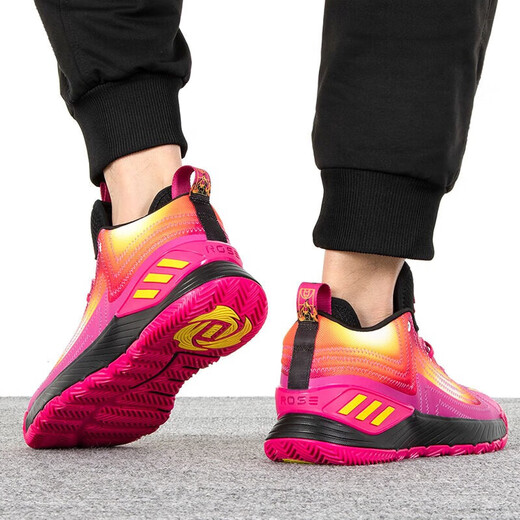 Chaussures de basket-ball adidas Chaussures masculines Spring Nouvelles chaussures de sport Rose 11 génération Boots Boots Absorption de choc confortable Chaussures décontractées respirantes HP9904 ROSE 40 (245 mm)