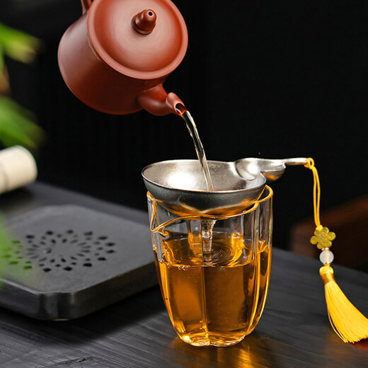 Jieyi titanium tea filter tea leak filter household tea filter outdoor portable tea partition creative gourd tea filter filter titanium gourd pendant + fair cup glass plum blossom tall style
