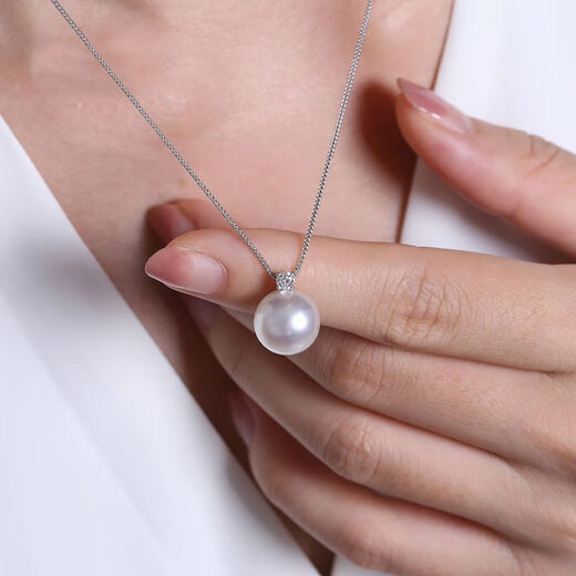 Zhizhou Henghui guaranteed price seawater pearl pendant Australian White Princess Nanyang White 925 silver necklace is round and large 925 silver gold-plated round beads 14mm