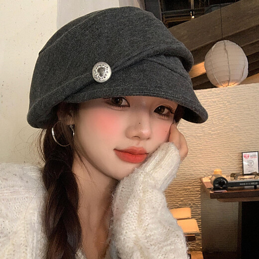 Shen Shi Yi Japanese retro pleated beret women's 2025 new versatile Baotou hat big head circumference showing face little painter hat trendy love button beret dark gray one size