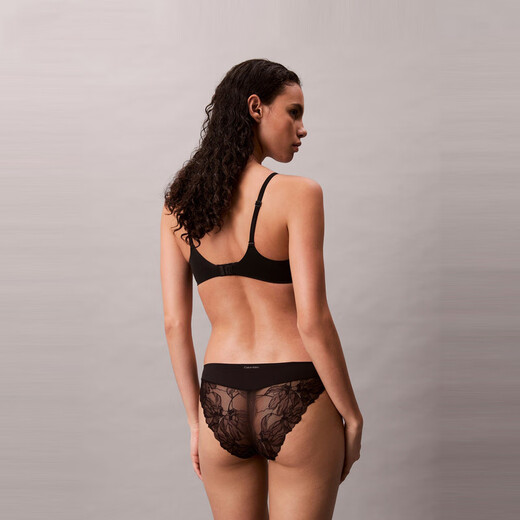 Calvin Klein Wireless Soft Support Sexy Bra Women's UB1-Space Black M Shopping Bag