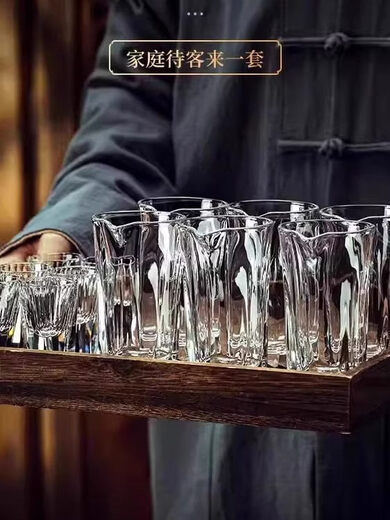 Household diamond white wine glass set light luxury small wine glass one cup wine divider wine cup high-end wine set with scale 6 pots 6 cups gift box square bottom cup