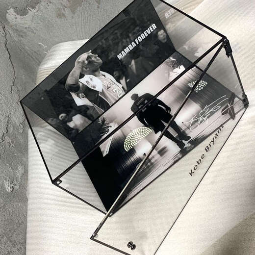 Yusen Recalls Kobe Bryant Memorial Shoe Box Transparent Sneaker Dustproof Display Box Customizable Sports Shoe Box Transparent Retirement 358x262x180mm
