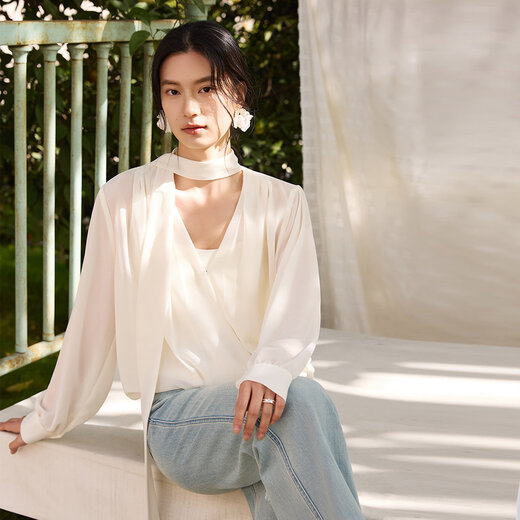 THE SEA LIFE 2026 spring new shirt women's bow ribbon V-neck top 230062 cloud white S