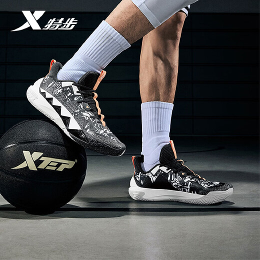 Xtep Basketball Shoes Counterattack 5th Generation Men's 2026 New Shock Absorbing Anti-Slip Professional Practical Sneakers 974119120002 Black/Classic White 40