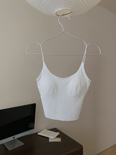Ice Silk Seamless Camisole with Breast Pads, Slimming, Inside and Outerwear Top, Crossing the Back, White (Slightly Translucent, Mind Photo with Care, One Size Fits All)