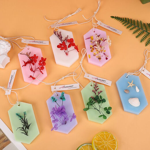 Shantou Lincun diamond-shaped wardrobe diffuser tablets deodorizing dried flowers hanging long-lasting fragrance grass/ice cream 5g