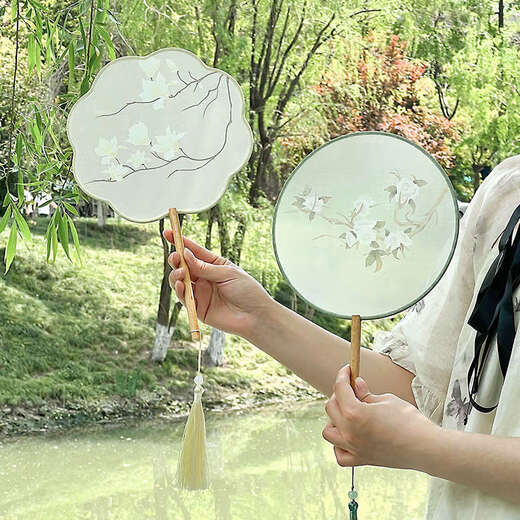 Yusen Recalls Ancient Tuan Fan Chinese Dance Women's Hanfu Photo Props Cheongsam Fan Translucent Palace Fan Round Fan Nian Baiyuan