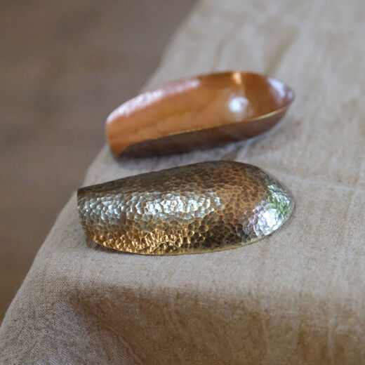 Sanqihu pure handmade copper mini tea spoon tea shovel teaspoon tea lotus six gentlemen retro Japanese style pure copper coffee beans mini tea tea spoon please be careful when photographing