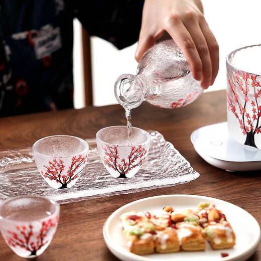 Fantasy hand-painted cherry blossom tree glass wine set white wine rice wine cup household one or two spirit cups warmer jug sake jug cherry blossom tree 1 pot 4 cups + wine warmer + bamboo middle plate + thermostat