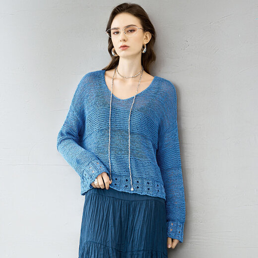 Yanyu blue woolen V-neck sweater 2026 spring new style loose lazy style comfortable casual women's top blue L