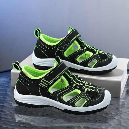 Baotou sandals 2025 summer new non-slip outdoor frame for boys wading sports beach sandals for older children fluorescent green 36